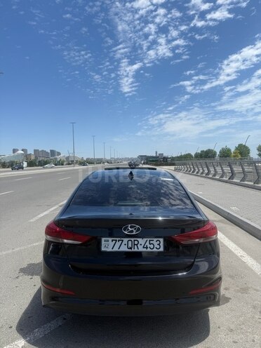 Hyundai Elantra 2018, 174,000 km - 2.0 l - Bakı