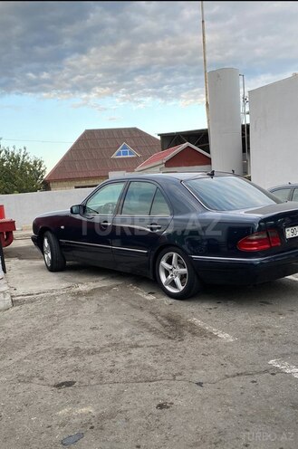 Mercedes E 240 1997, 400,000 km - 2.4 l - Ağcabədi