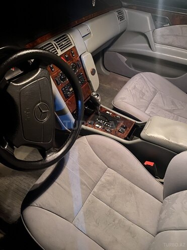 Mercedes E 240 1997, 400,000 km - 2.4 l - Ağcabədi
