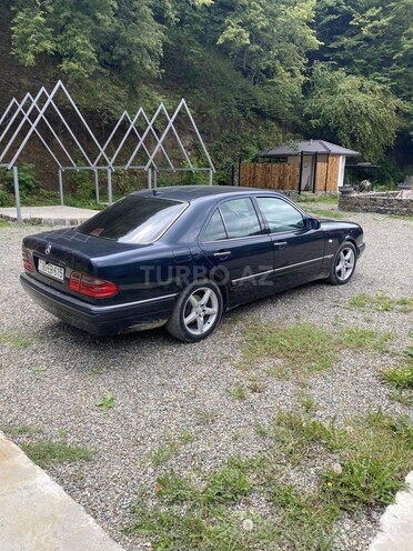 Mercedes E 240 1997, 400,000 km - 2.4 l - Ağcabədi