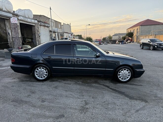 Mercedes E 240 1999, 450,000 km - 2.6 l - Bakı