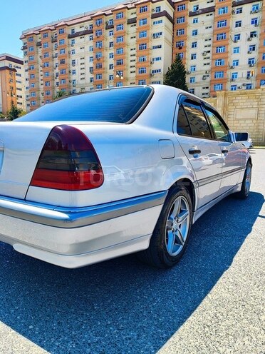 Mercedes C 230 2000, 450,000 km - 2.3 л - Bakı
