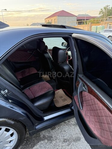 Mercedes E 240 1999, 450,000 km - 2.6 l - Bakı