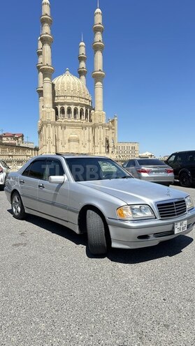 Mercedes C 230 2000, 450,000 km - 2.3 л - Bakı