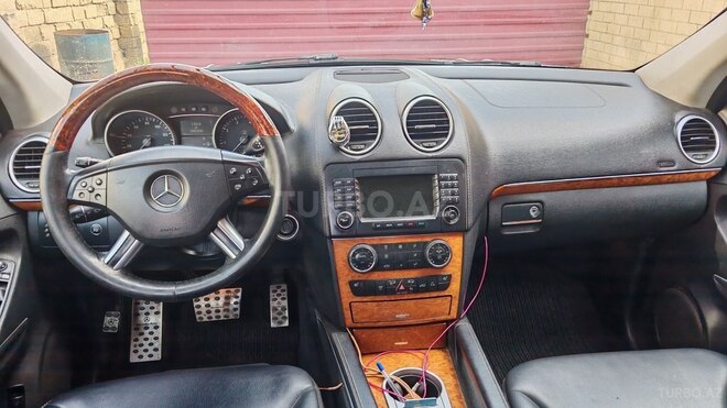 Mercedes GL 450 4MATIC 2008, 166,000 km - 4.7 l - Bakı
