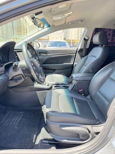 Hyundai Avante 2016, 156,941 km - 1.6 l - Bakı