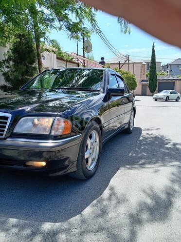 Mercedes C 230 1999, 280,000 km - 2.3 l - Bakı