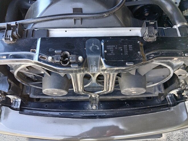 Mercedes C 230 1999, 280,000 km - 2.3 l - Bakı