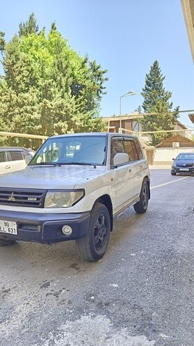 Mitsubishi Pajero io 1999, 320,800 km - 1.8 л - Bakı