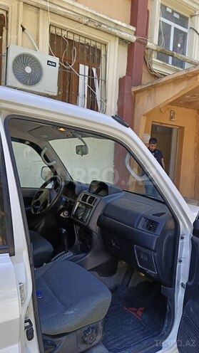 Mitsubishi Pajero io 1999, 320,800 km - 1.8 л - Bakı