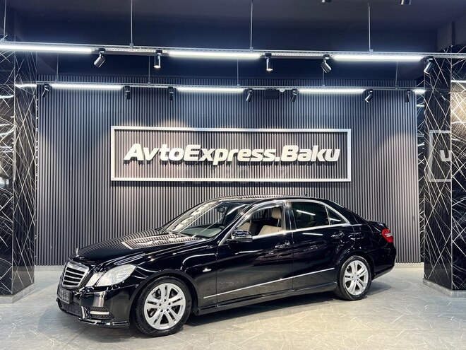 Mercedes E 350 4MATIC 2011, 288,000 km - 3.5 л - Bakı