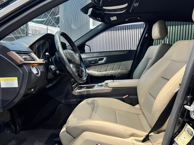 Mercedes E 350 4MATIC 2011, 288,000 km - 3.5 л - Bakı