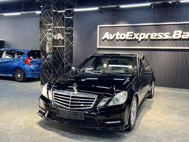 Mercedes E 350 4MATIC 2011, 288,000 km - 3.5 л - Bakı