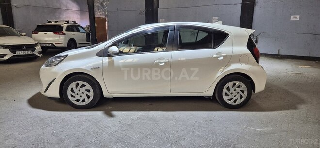 Toyota Aqua 2017, 148,000 km - 1.5 l - Bakı