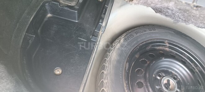 Toyota Corolla 2006, 259,100 km - 1.4 l - Yevlax