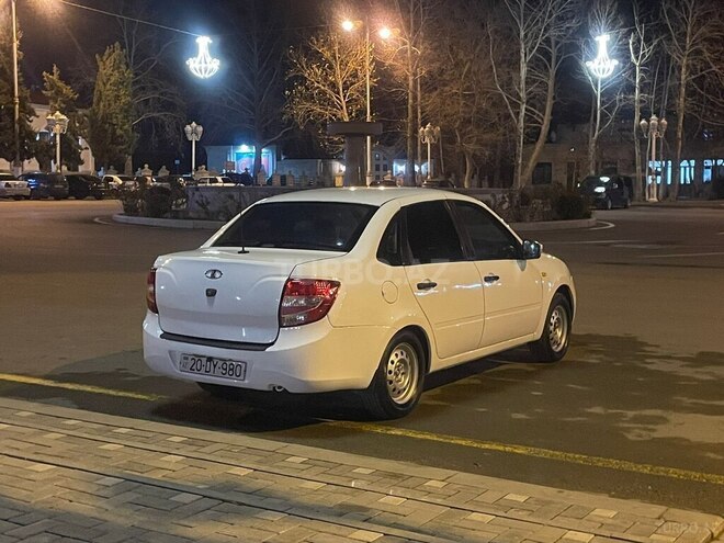 LADA (VAZ) Granta 2013, 300,000 km - 1.6 l - Yevlax