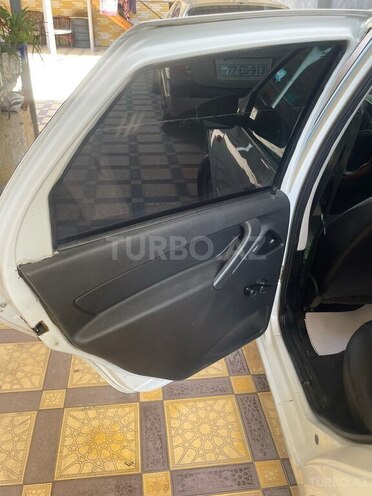 LADA (VAZ) Granta 2013, 300,000 km - 1.6 l - Yevlax