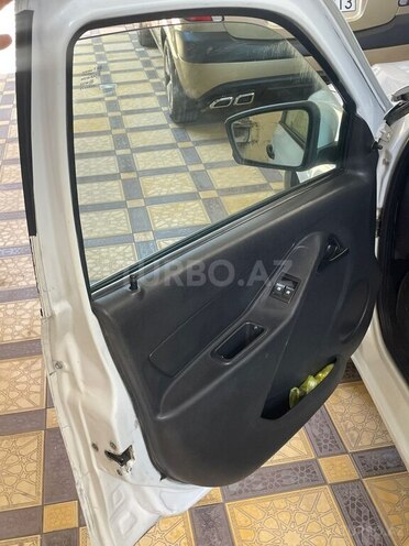 LADA (VAZ) Granta 2013, 300,000 km - 1.6 l - Yevlax