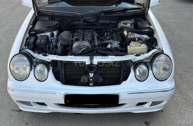 Mercedes E 270 2000, 550,000 km - 2.7 l - Bakı