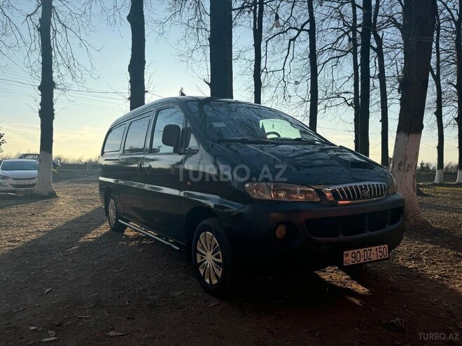 Hyundai H-1 2003, 350,000 km - 2.5 l - Masallı