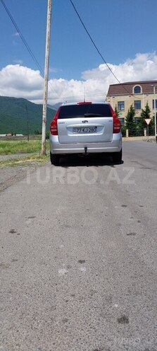 Kia Ceed 2008, 193,000 km - 1.6 л - Oğuz