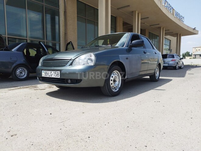 LADA (VAZ) Priora 2009, 352,000 km - 1.6 l - Salyan