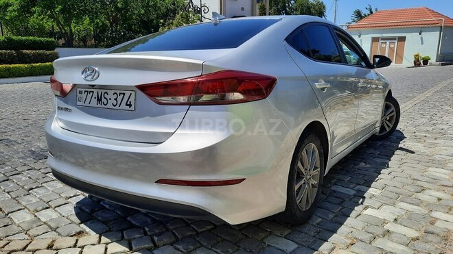 Hyundai Elantra 2017, 209,215 km - 2.0 l - Bakı