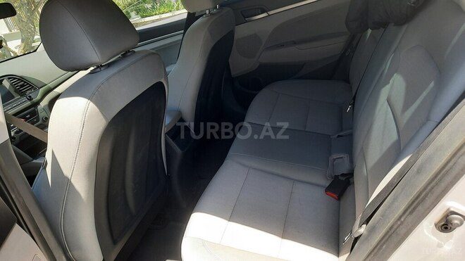 Hyundai Elantra 2017, 209,215 km - 2.0 l - Bakı