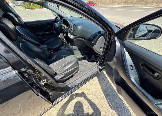 Hyundai Elantra 2009, 295,000 km - 2.0 л - Bakı