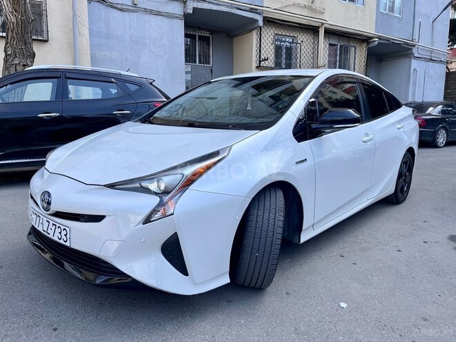 Toyota Prius 2017, 75,000 km - 1.8 l - Bakı
