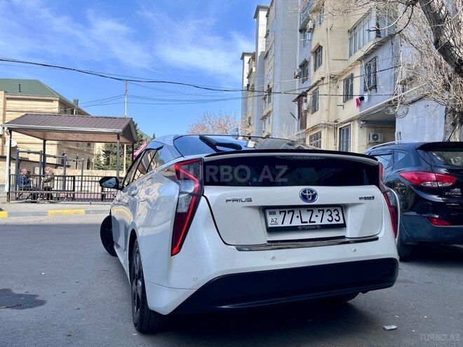 Toyota Prius 2017, 75,000 km - 1.8 l - Bakı