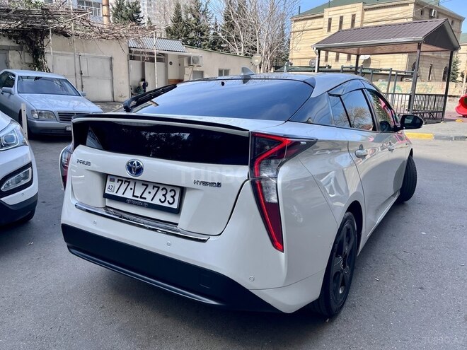 Toyota Prius 2017, 75,000 km - 1.8 l - Bakı