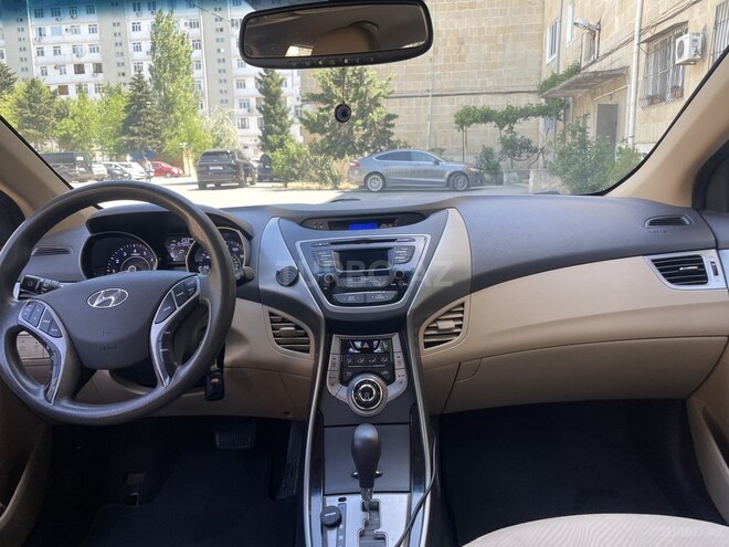 Hyundai Elantra 2012, 240,000 km - 1.8 l - Bakı