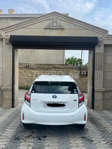 Toyota Aqua 2017, 89,000 km - 1.5 l - Bakı