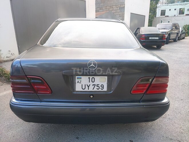 Mercedes E 320 1998, 276,000 km - 3.2 l - Bakı