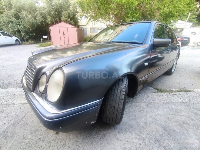 Mercedes E 320 1998, 276,000 km - 3.2 l - Bakı