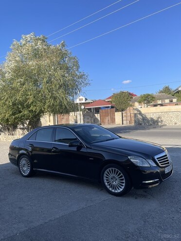 Mercedes E 220 d 2010, 281,000 km - 2.1 l - Bakı