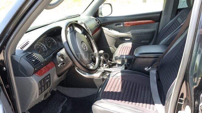 Toyota Land Cruiser Prado 2005, 229,931 km - 2.7 l - Yevlax