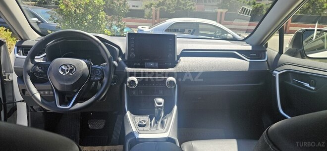 Toyota RAV4 2021, 19,500 km - 2.0 л - Bakı