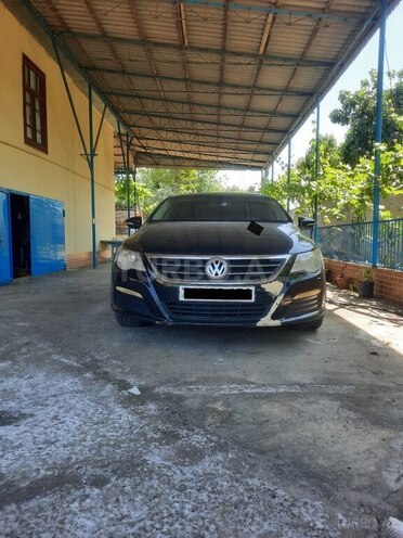 Volkswagen Passat CC-1