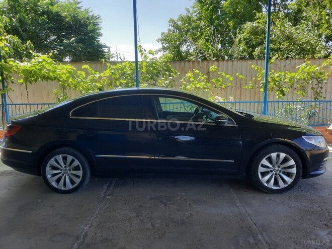 Volkswagen Passat CC-3