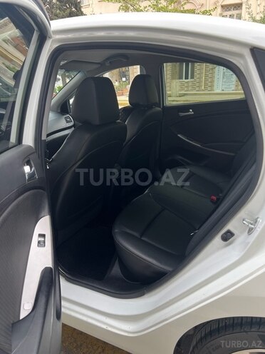 Hyundai Accent 2015, 67,500 km - 1.4 l - Bakı