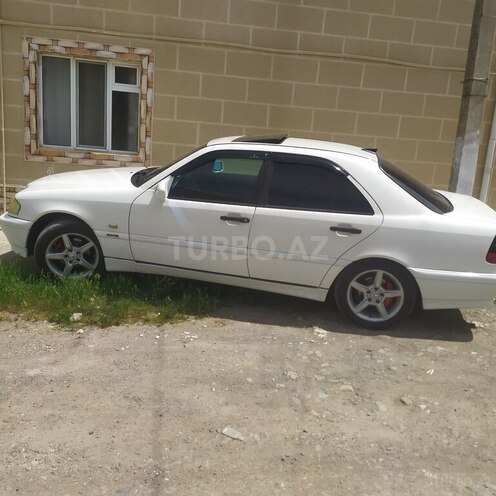 Mercedes C 180 1997, 426,000 km - 1.8 l - Tovuz
