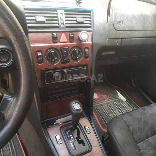 Mercedes C 180 1997, 426,000 km - 1.8 l - Tovuz