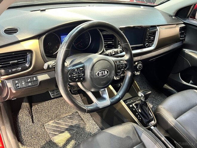 Kia Stonic-12
