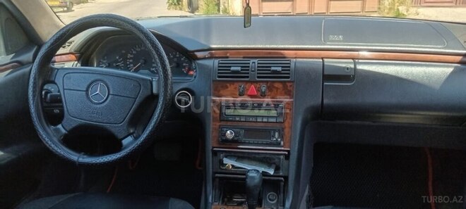 Mercedes E 240 1999, 537,000 km - 2.4 l - Bakı