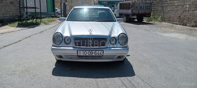 Mercedes E 240 1999, 537,000 km - 2.4 l - Bakı