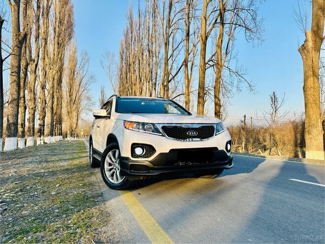 Kia Sorento 2011, 215,000 km - 2.0 l - Zaqatala