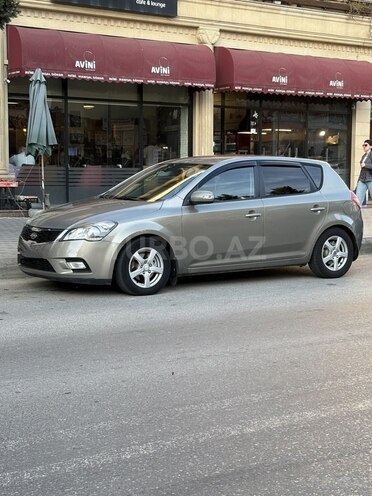 Kia Ceed 2010, 233,500 km - 1.6 л - Bakı