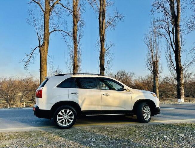 Kia Sorento 2011, 215,000 km - 2.0 l - Zaqatala